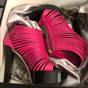 Giuseppe Zanotti Pink Patent Leather Heels sz 37